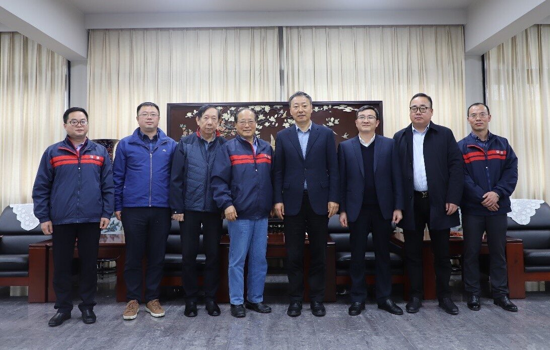 世界杯直播在线執行會長肖家祥赴江西水泥行業開展調研